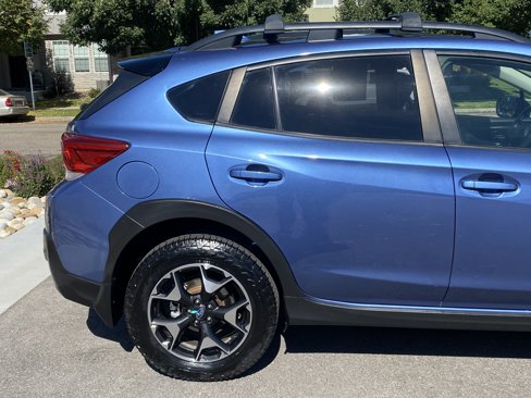 Used 2020 Subaru Crosstrek 2.0i Premium w/ Moonroof Package 1 image 6