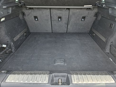 Certified 2024 Porsche Macan 4 Electric image 41