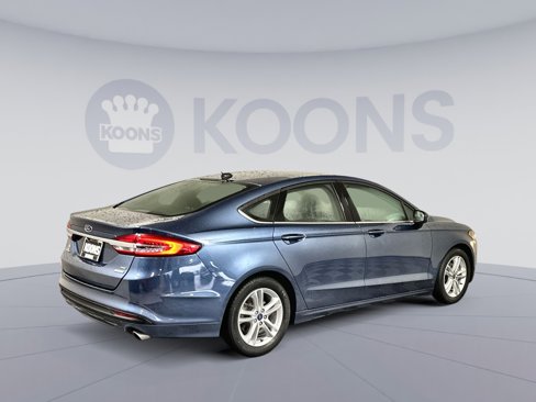 Used 2018 Ford Fusion SE w/ Fusion SE Technology Package image 7