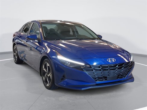 Certified 2023 Hyundai Elantra SEL w/ Convenience Package image 3