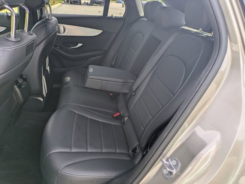 Used 2019 Mercedes-Benz GLC 300 4MATIC image 25