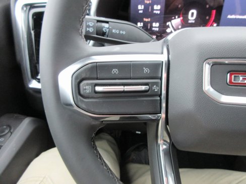 New 2025 GMC Canyon Elevation w/ Convenience Package image 17
