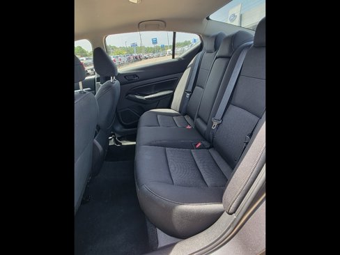 Used 2023 Nissan Altima 2.5 SV image 16