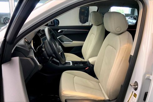 Used 2020 Audi Q3 2.0T Prestige w/ Prestige Package image 7