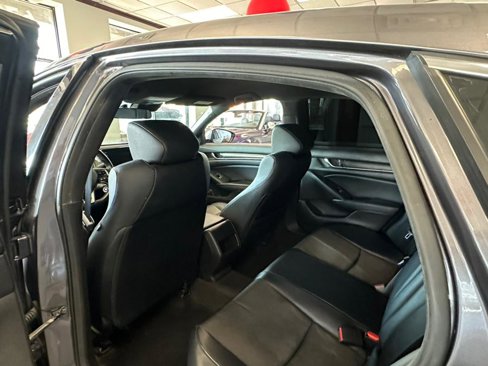 Used 2018 Honda Accord Sport image 26