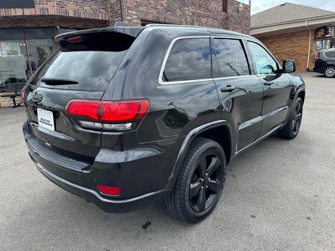 Used 2015 Jeep Grand Cherokee Altitude image 14