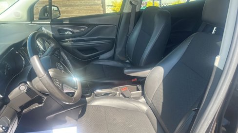 Used 2022 Buick Encore Preferred image 11