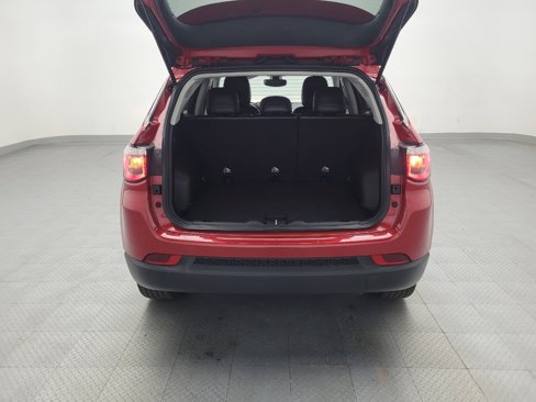 Used 2017 Jeep Compass Latitude w/ Popular Equipment Group image 29