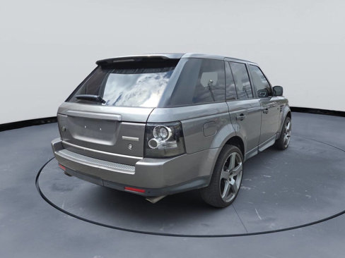 Used 2010 Land Rover Range Rover Sport Supercharged image 5