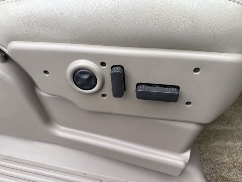 Used 2003 Chevrolet Tahoe Z71 image 41