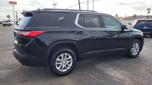 Used 2020 Chevrolet Traverse LT image 8