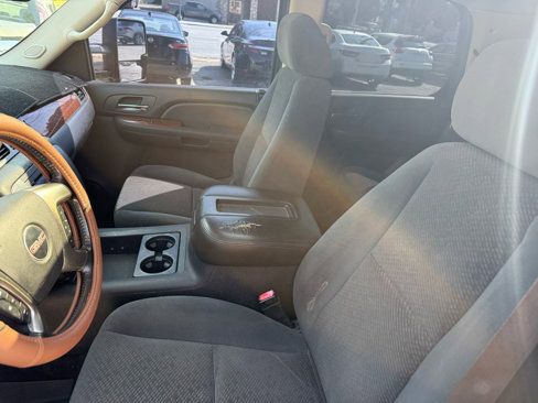 Used 2007 GMC Yukon SLE image 6