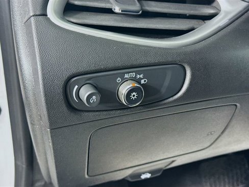 Used 2024 Chevrolet Malibu LT image 10