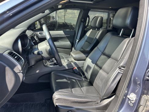 Used 2021 Jeep Grand Cherokee Limited w/ Premium Lighting Group image 11