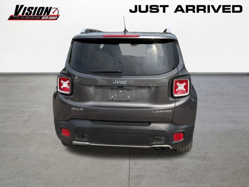Used 2016 Jeep Renegade Limited image 6