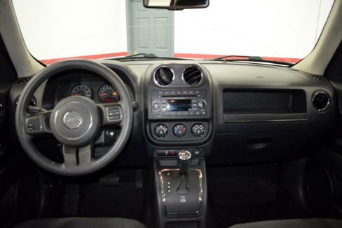 Used 2016 Jeep Patriot Sport w/ Power Value Group image 18