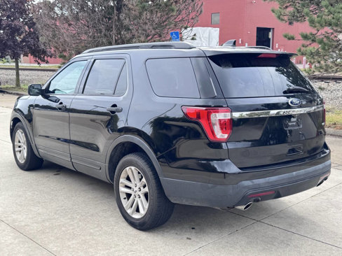 Used 2016 Ford Explorer 4WD image 3