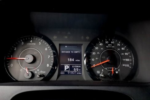 Used 2015 Toyota Sienna LE image 6