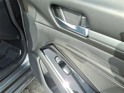 Certified 2021 Nissan Altima 2.5 SV image 25