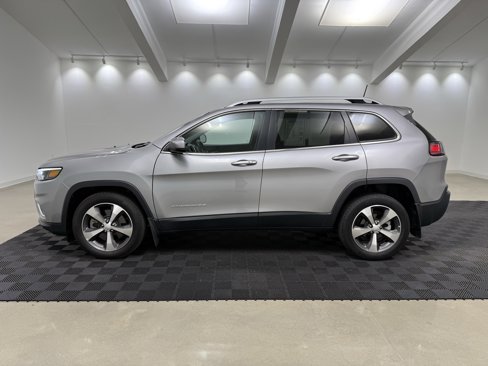Used 2020 Jeep Cherokee Limited image 4