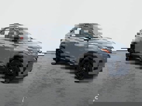 Used 2022 Nissan Kicks SR image 2