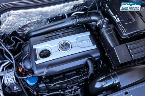 Used 2012 Volkswagen Tiguan SE image 27