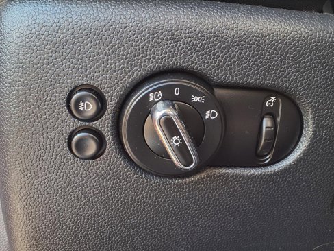 Used 2021 MINI Cooper S w/ 6.5" Touchscreen Package image 15