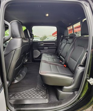 Used 2025 RAM 1500 Laramie w/ Night Edition image 23