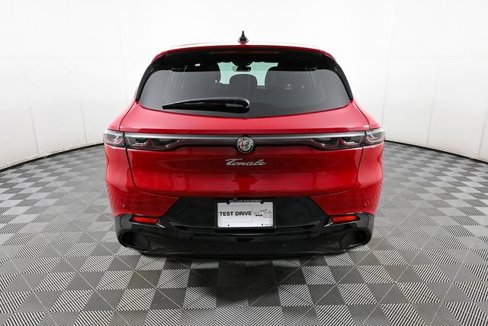 New 2025 Alfa Romeo Tonale w/ Premium Package image 29