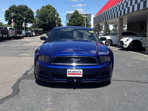 Used 2014 Ford Mustang Coupe image 2