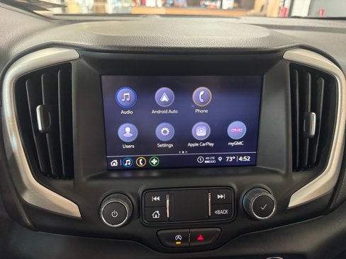 Used 2024 GMC Terrain SLT w/ Tech Package image 24