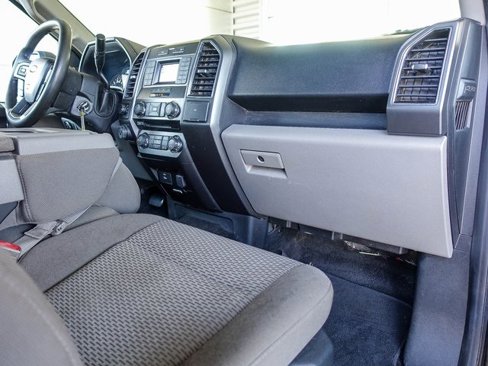 Used 2018 Ford F150 XLT w/ Trailer Tow Package image 4