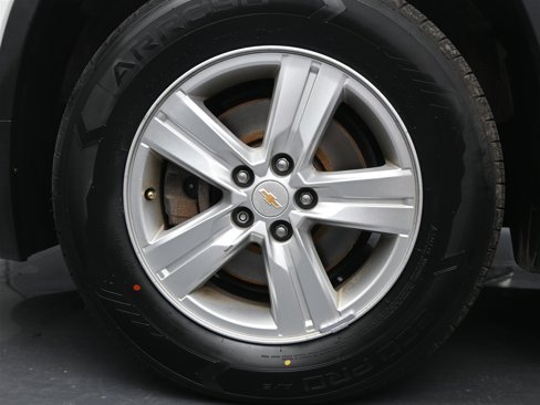 Used 2017 Chevrolet Trax LT w/ Sun & Sound Package image 18