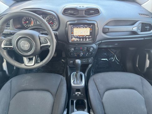 Used 2023 Jeep Renegade Latitude image 12