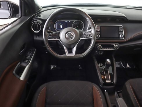 Used 2019 Nissan Kicks SR image 31