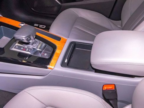 Used 2022 Audi Q5 2.0T Premium w/ Convenience Package image 30