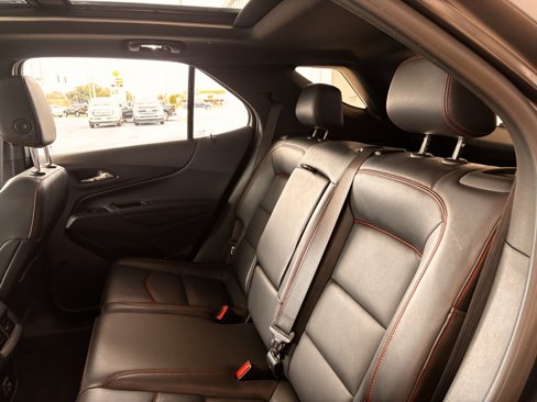 Used 2022 Chevrolet Equinox RS w/ RS Leather Package image 28