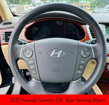 Used 2012 Hyundai Genesis 3.8 image 11