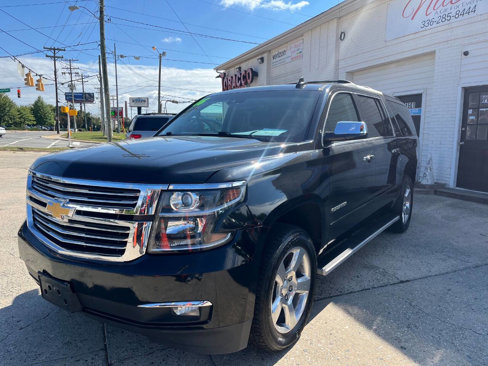 Used 2016 Chevrolet Suburban LTZ image 3