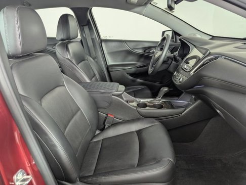 Used 2017 Chevrolet Malibu Premier w/ Driver Confidence Package image 22