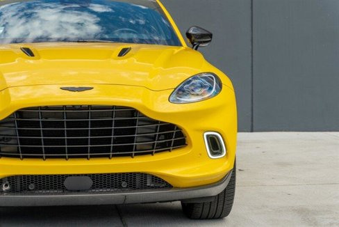 Used 2021 Aston Martin DBX image 25