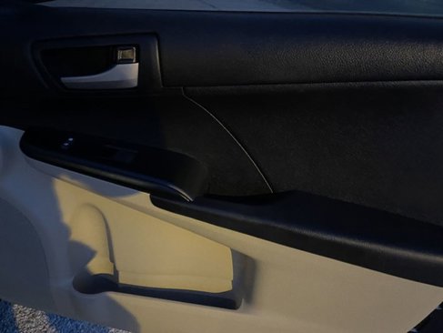 Used 2012 Toyota Camry LE image 16