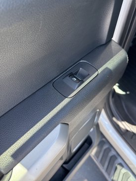 Used 2016 Ford F150 Lariat image 38