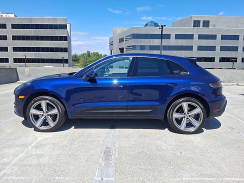 Certified 2024 Porsche Macan Turbo image 2