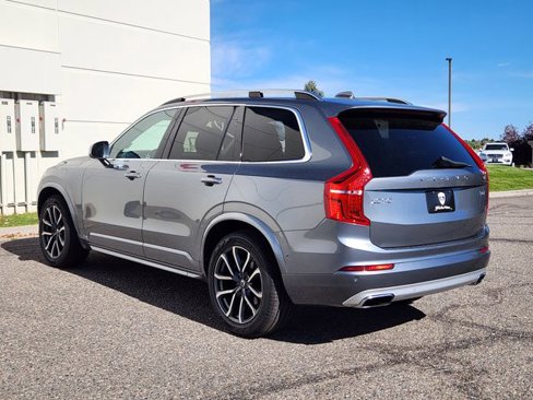Used 2016 Volvo XC90 T6 Momentum w/ Momentum Plus Package image 5