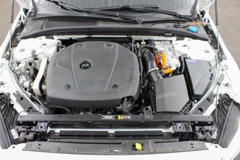 Certified 2023 Volvo S60 T8 Plus w/ Climate Package image 32