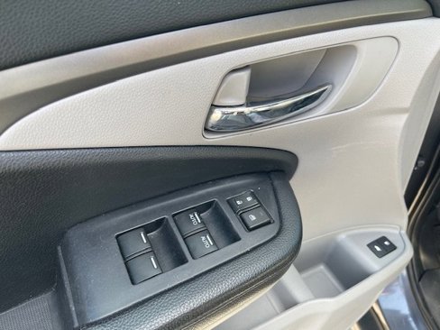Used 2018 Honda Pilot EX-L image 8