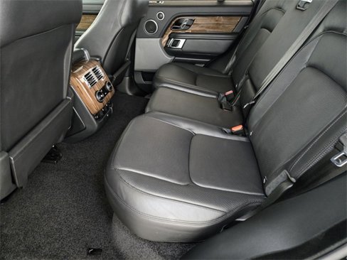 Used 2018 Land Rover Range Rover HSE image 5