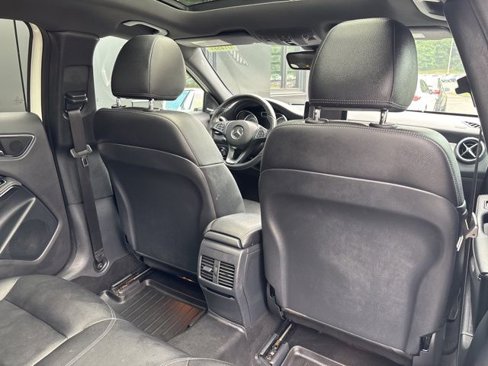 Used 2017 Mercedes-Benz GLA 250 4MATIC image 30