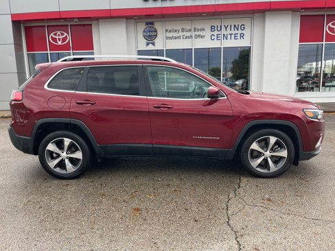 Used 2019 Jeep Cherokee Limited image 7
